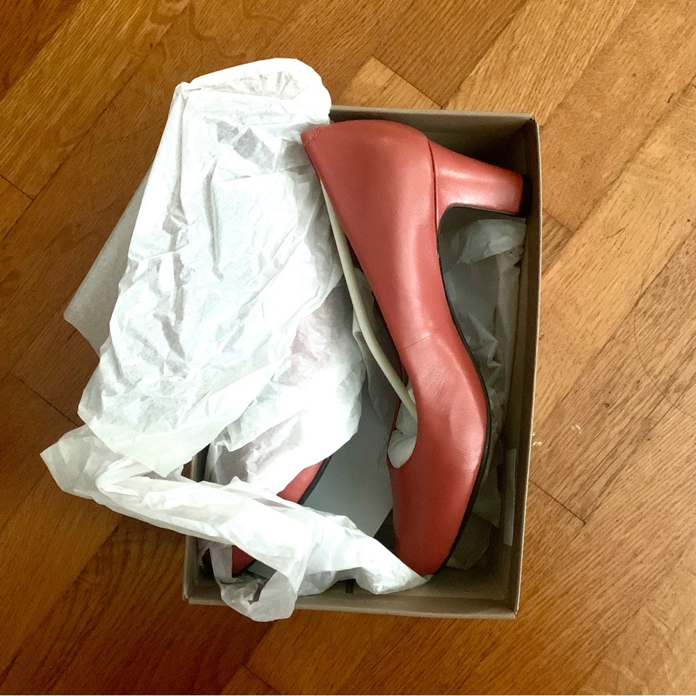 Easy Spirit Redefine Leather Heels